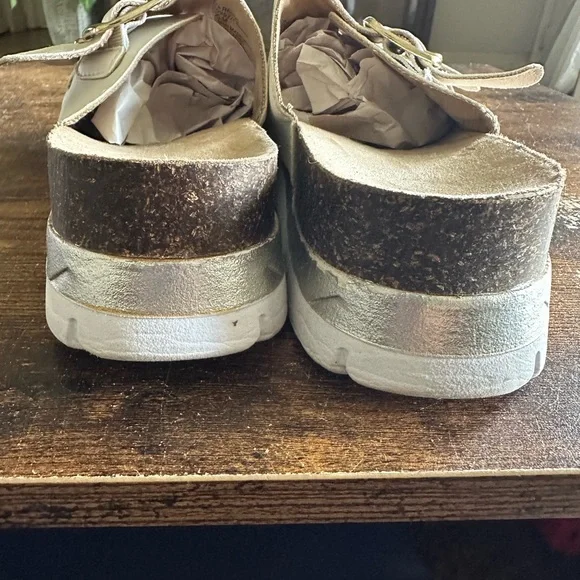 Rialto Womens Farina Sandals 8.5 White Slip On Slides Comfy Cork Wedge Platform - Picture 9 of 11